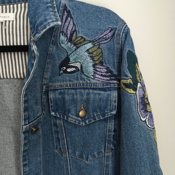 Honey Punch Embroidered Denim Jacket Sz Small - Picture 5 of 7